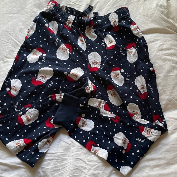 NWOT OLD NAVY Boy’s Christmas Jogger Pajama Pants 100%Cotton Santa Print Size M - Picture 1 of 7
